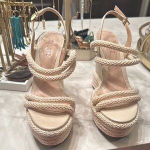 Schultz brand new woven rope platform wedge